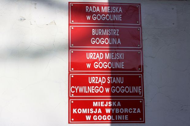 gogolin_urzad_tablice