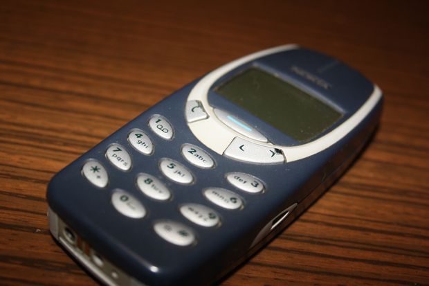 telefon_komorkowy_jw