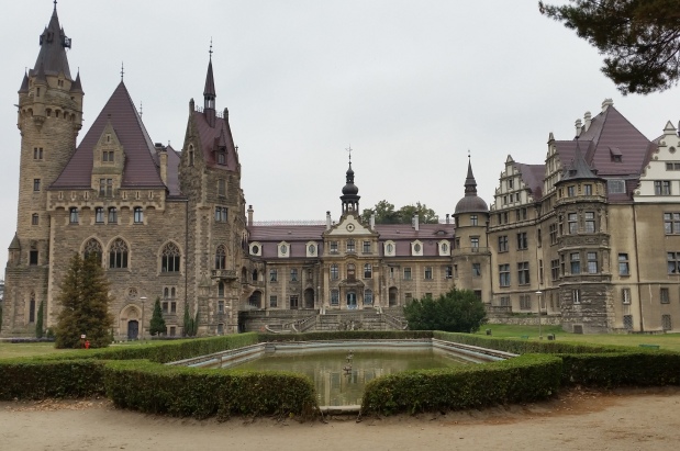 zamek Moszna