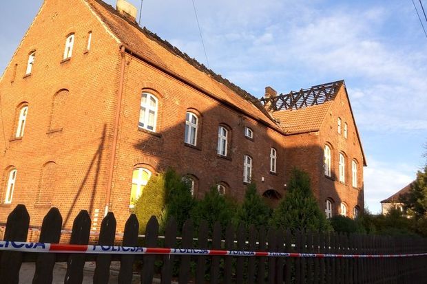 raszczyce_dach_szkola