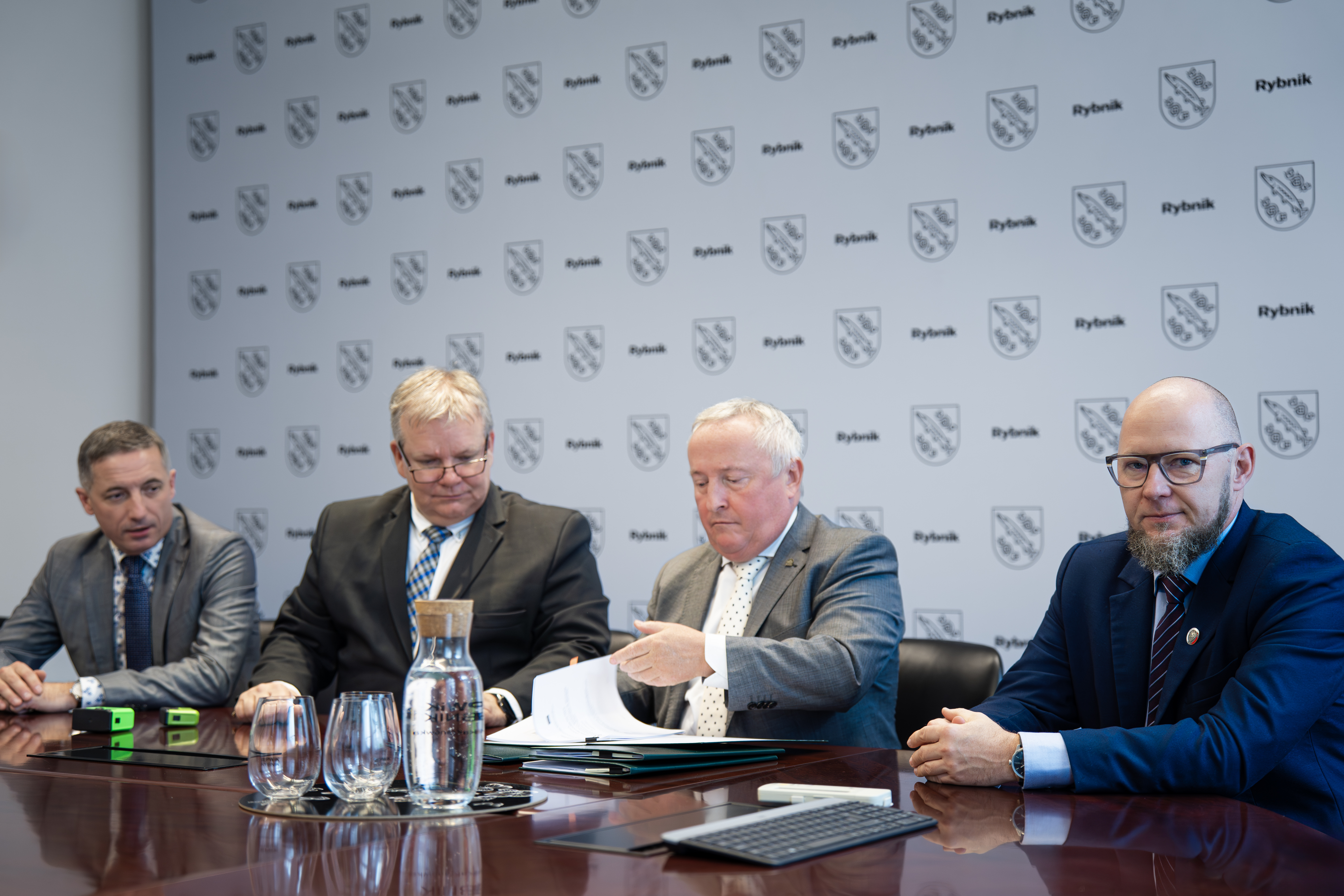 Ważny krok dla zielonego Rybnika – podpisanie umowy z NFOŚiGW