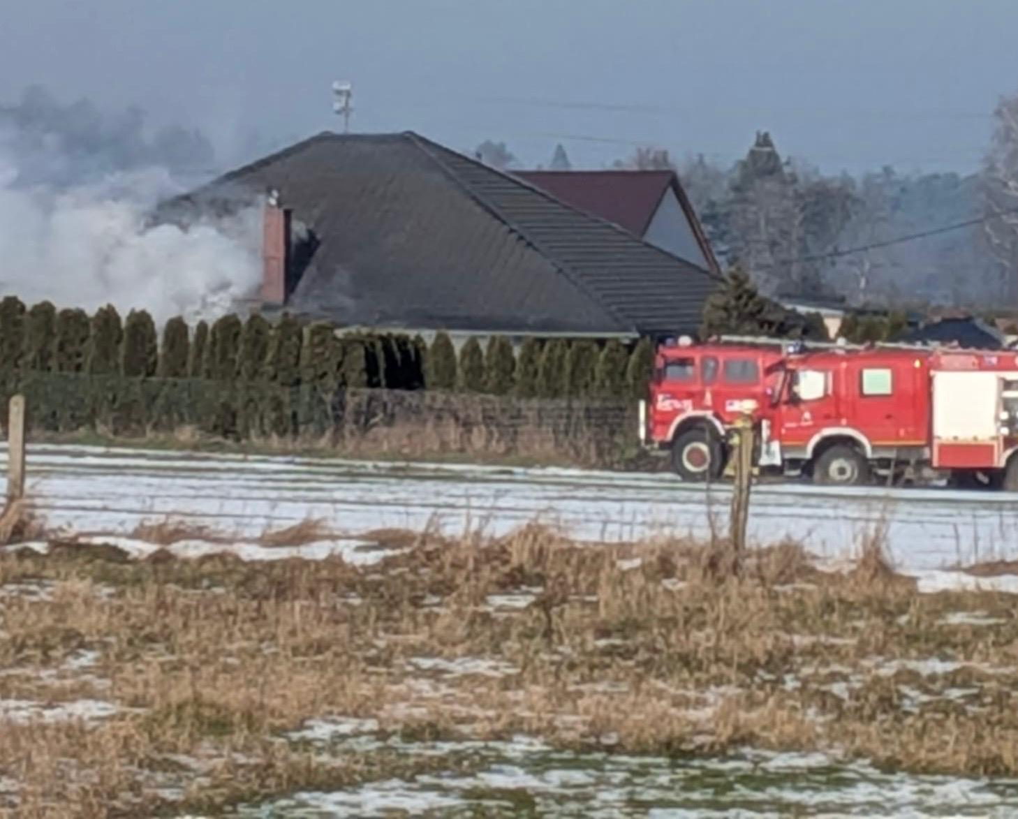 Pożar domu w powiecie strzeleckim