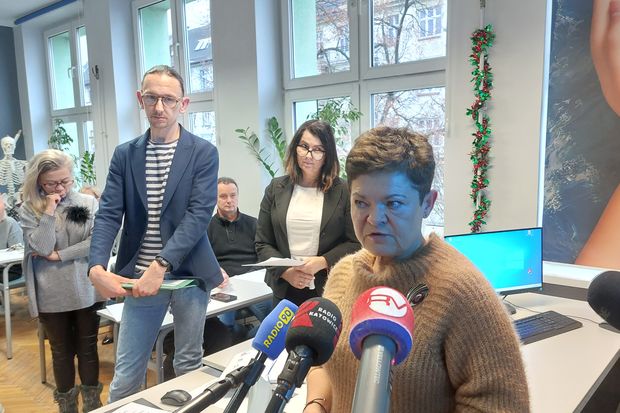 “Dalej funkcjonujemy” – stanowisko SP 13