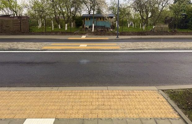 Przejście sugerowane przy Opawskiej