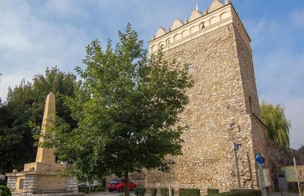 Baszta Bramy Górnej w Krapkowicach otwarta